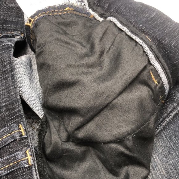 LIKE NEW DC STRETCH SAVVY DENIM CAPRIS 14/32x18 ⭐️ - Picture 10 of 11